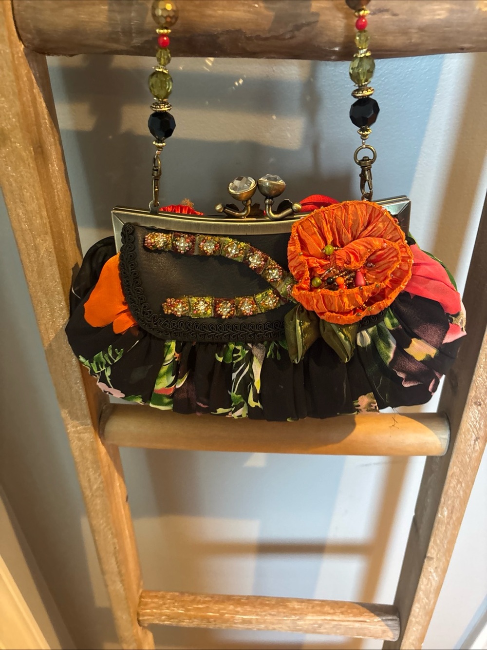Mary Frances Red Green Multicolor Floral Beaded Strap Clutch - Picture 13 of 14